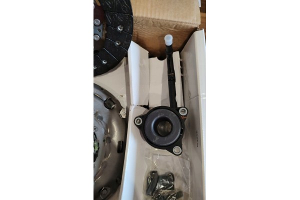 Clutch sets LuK 600 0017 00 Quality of parts according to GVO Q original with factory logo OEM OES