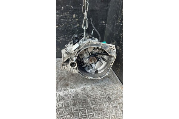 Mechanical gearbox Dacia Sandero III 2022 6 gears 320105074R Transmission type manual