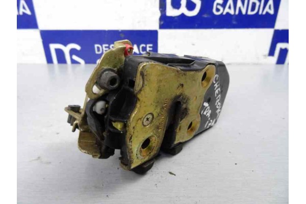 4 PIN CERRADURA PUERTA TRASERA IZQUIERDA JEEP CHEROKEE (KJ) 2.5 CRD Básico 2002 4 PIN 169527 JEEP - 1