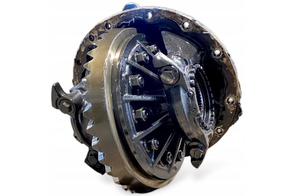 2023819 SCANIA Differential drive axle