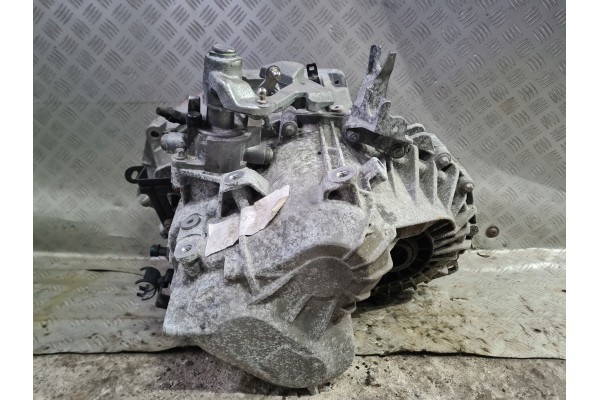 GEARBOX F40 OPEL INSIGNIA A 2 0 CDTI 4X4 Transmission type manual