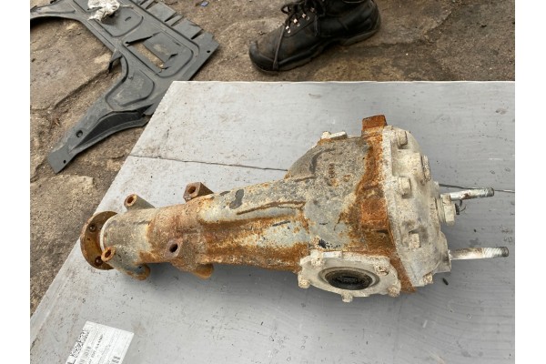 SUBARU FORESTER IV 2 0D BRIDGE REAR DYFER Car type passenger cars