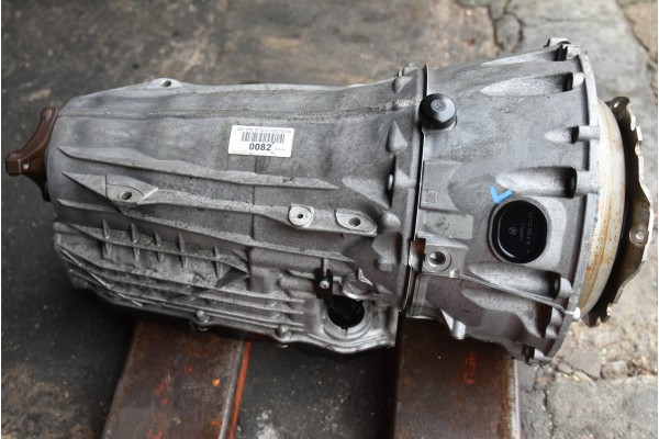 Mercedes W205 GEARBOX AUTOMATIC 2 2 CDI 9G Catalog number of the part 725018 a2052708702 A2052500602