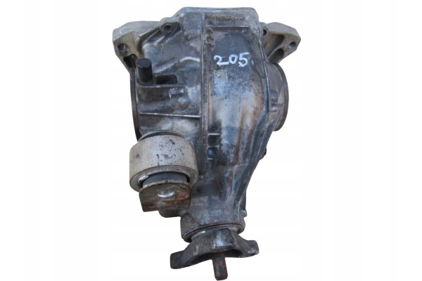 Mercedes Benz C W205 2014 Rear bridge DIFFERENTIAL 2 647
