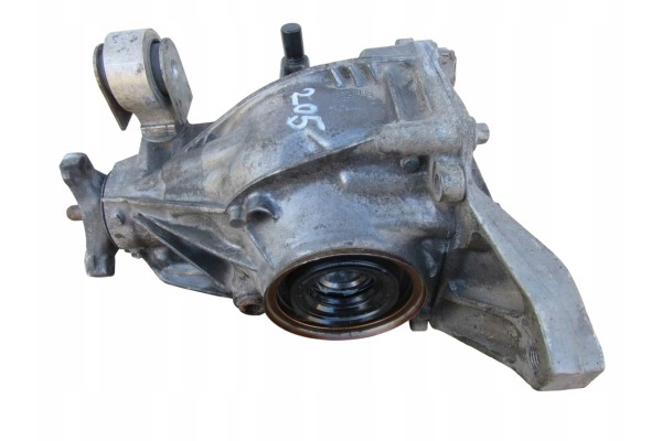 Mercedes Benz C W205 2014 Rear bridge DIFFERENTIAL 2 647 Part manufacturer Mercedes Benz OE