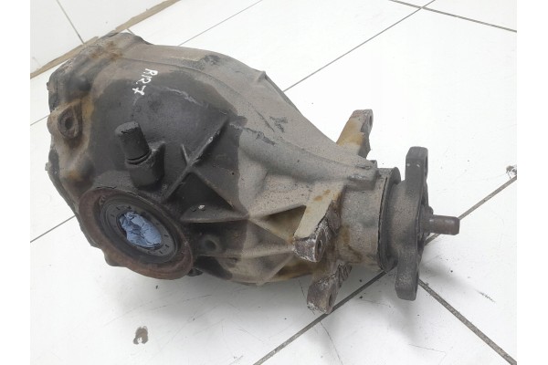 2007 Mercedes Benz E W211 Rear differential A2303512008 Catalog number of the part A2303512008