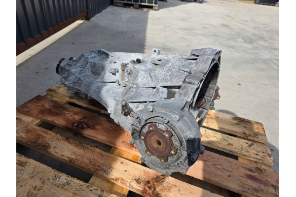 MANUAL TRANSMISSION QUATTRO AUDI A4 B8 A5 8T 2 7 3 0 TDI LPD ORIGINAL Transmission type manual