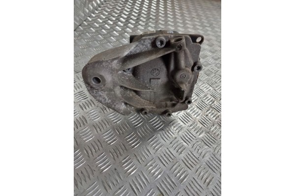 BMW 4 F36 Gran coupe 2016 Rear differential Installation side multipurpose