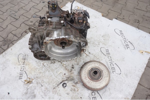 GEARBOX EAD PH2 EADPH2 HYUNDAI I30 II 1 6 CRDI AUTOMATIC Catalog number of the part SKRZYNIA BIEGOW EAD PH2 EADPH2 HYUNDAI I30 I