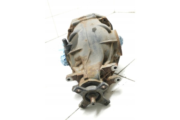 2005 Mercedes Benz E W211 Rear differential A2303511808 Car type passenger cars