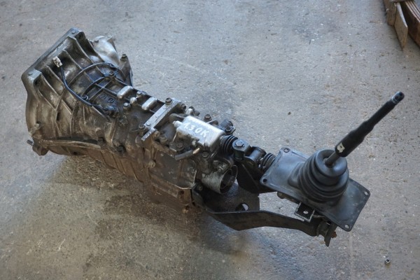 SUZUKI JIMNY MANUAL GEARBOX 1 3 16V 01r Part manufacturer Suzuki OE