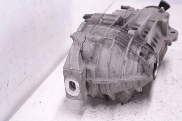 2018 Mercedes Benz CLA C117 X117 W117 Rear Differential A1763502500 Installation side rear
