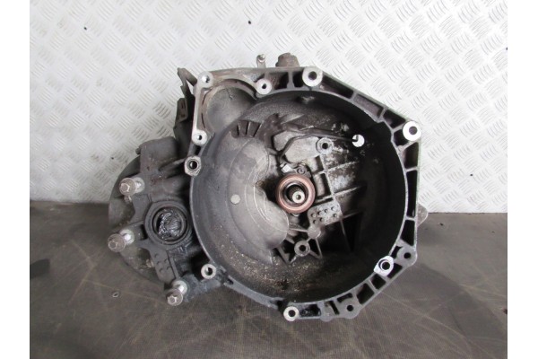 GEARBOX OPEL ASTRA H 04 14R 1 9CDTI M32 Catalog number of the part SKRZYNIA BIEGOW OPEL ASTRA H 04 14R 1 9CDTI M32