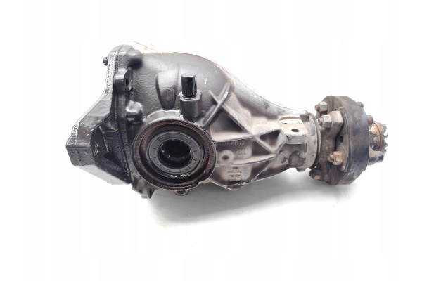 Mercedes Benz E Class Rear Differential Diesel Differential 2013 Product weight with unit packaging 35 kg