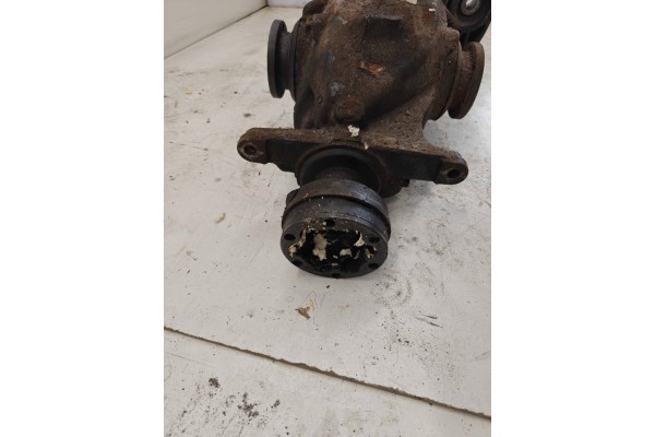 BMW e60 523i REAR BRIDGE DIFFERENTIAL 7560604 gear ratio 3 73 04 Car type passenger cars