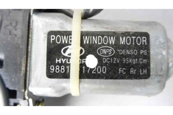 98810-17200 ELEVALUNAS TRASERO IZQUIERDO HYUNDAI MATRIX (FC) 1.6 GLS 2004 98810-17200 174565 HYUNDAI - 3