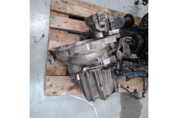 HYUNDAI SPORTAGE IV 4 15 HYUNDAI TUCSON 15 2 0 CRDI 4X4 GEARBOX