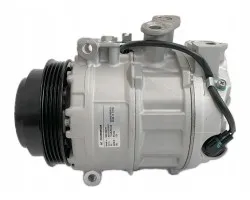 Compresor de Aire Acondicionado Mercedes C-Class C63 AMG /447250-1710 / A0008304702