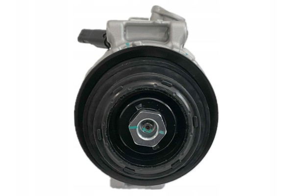 AIR CONDITIONING COMPRESSOR MERCEDES C Class C63 AMG 447250 1710 A0008304702 Car type passenger cars