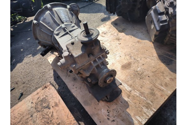 Transmission Lublin III 2 5TD 75HP PD9703000 Part manufacturer Daewoo OE