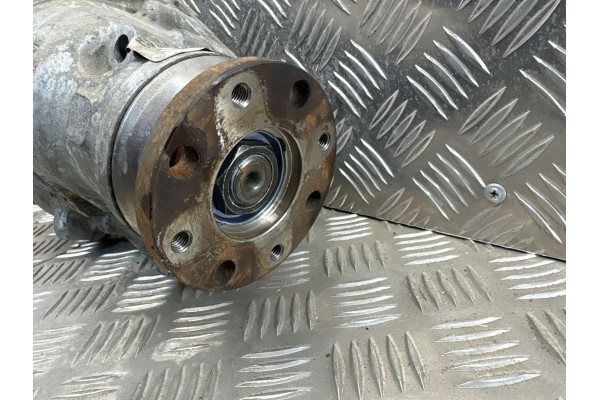 2012 BMW 5 F10 F11 Front differential 7584517 Part manufacturer BMW OE