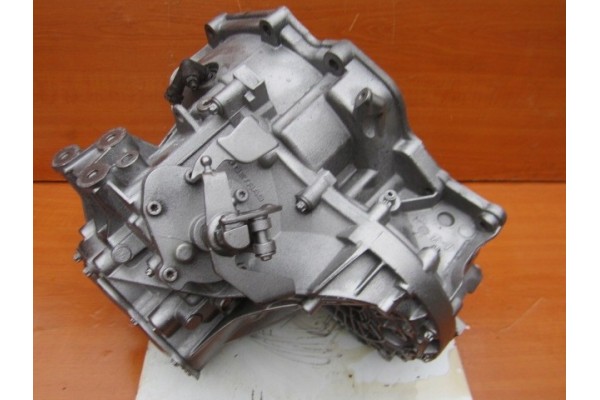 OPEL ASTRA III H MERIVA 1 7 CDTI Z17DTH TRANSMISSION F23 5speed F23 QG Catalog number of the part F23 5 BIEGOW SILNIK 1 7 CDTI Z