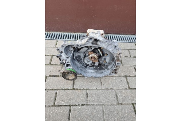 Volkswagen Golf II 1984 Manual 5 speed gearbox