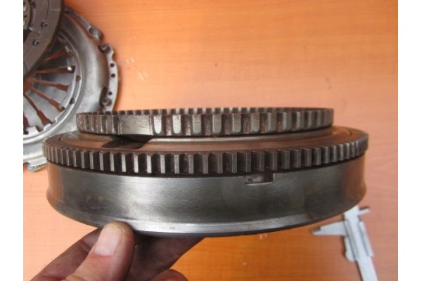 Caja de rodillo de embrague 14 cortador para OPEL CORSA D, ASTRA IV J,