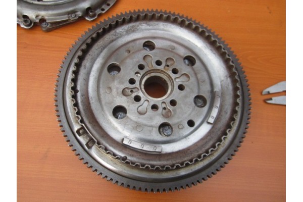 Caja de rodillo de embrague 14 cortador para OPEL CORSA D, ASTRA IV J,