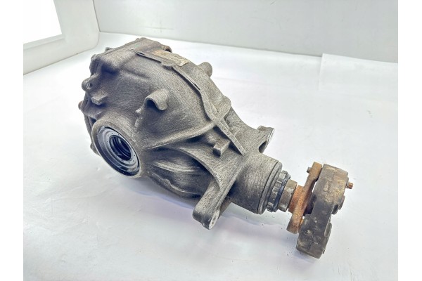 BMW 5 F10 F11 2011 Rear differential