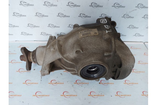 BMW 6 GRAN COUPE 640D F06 3 0 D 12r differential rear 2 81 7630828 Customs tariff code 87083091