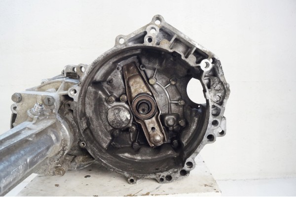 VW VOLKSWAGEN T4 MANUAL TRANSMISSION 1 9 TDI CRN Quality of parts according to GVO O original with manufacturer s logo OE