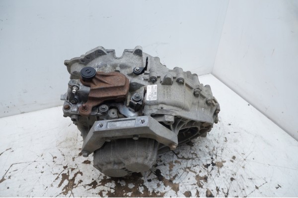 VOLVO XC70 II XC60 2 0 MANUAL TRANSMISSION BG9R 7002 LA 1285018 Part manufacturer Volvo OE
