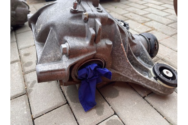 JAGUAR HK83 4A213 F PACE X761 BRIDGE REAR DIFFERENTIAL Car type passenger cars