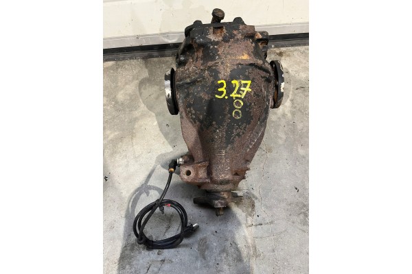 DIFFERENTIAL BRIDGE MERCEDES W124 M111 200E E220 E200 220E 3 27 ABS