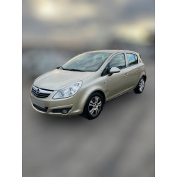 OPEL CORSA D Cosmo