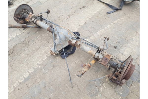 MERCEDES SPRINTER W906 VW CRAFTER BRIDGE REAR 48 11 LARGE HEAD A9063501201 Catalog number of the part mercedes413 MERCEDES SPRIN