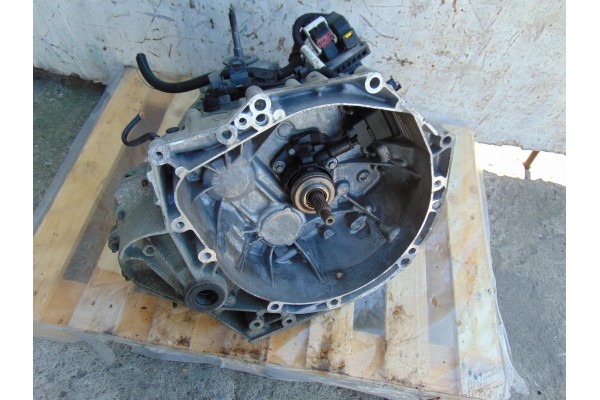 GEARBOX AUTOMATIC PEUGEOT PARTNER III 1 6 E HDI Catalog number of the part SKRZYNIA BIEGOW AUTOMAT PEUGEOT PARTNER III 1 6 E HDI