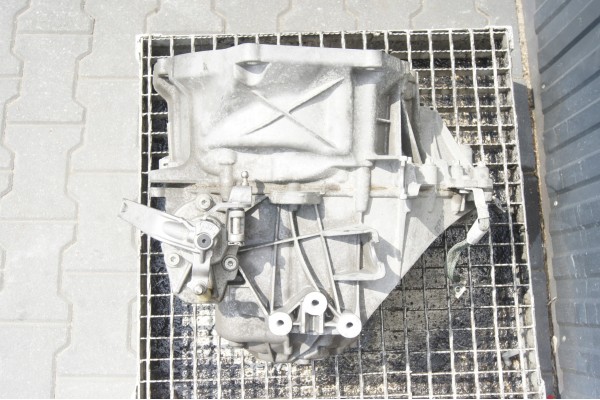 Transmission ACE 1 5 BMW X1 F48 Part manufacturer BMW OE