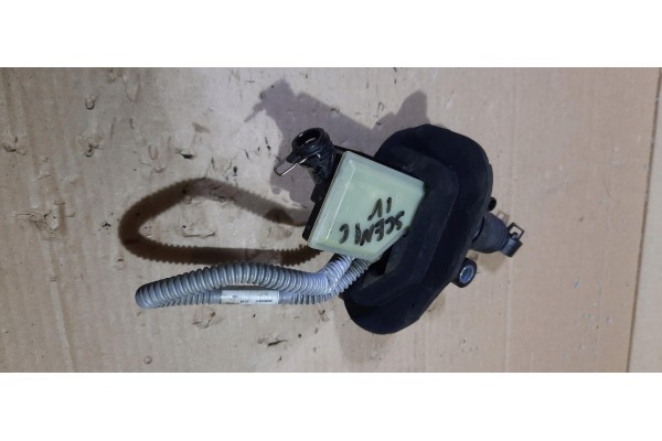 OE RENAULT 306106232R CLUTCH PUMP RENAULT SCENIC IV 1 2TCE 1 5DCI Part manufacturer Renault OE