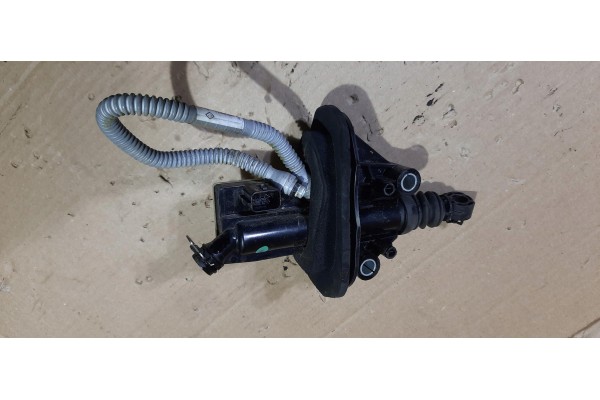 Bomba de Embrague Renault Scenic IV 306106232R