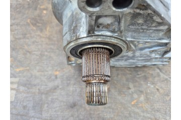 HYUNDAI TUCSON AND KIA SPORTA II 2 0 16V 04 10 REDUCER BOX JM T F Part manufacturer Hyundai OE