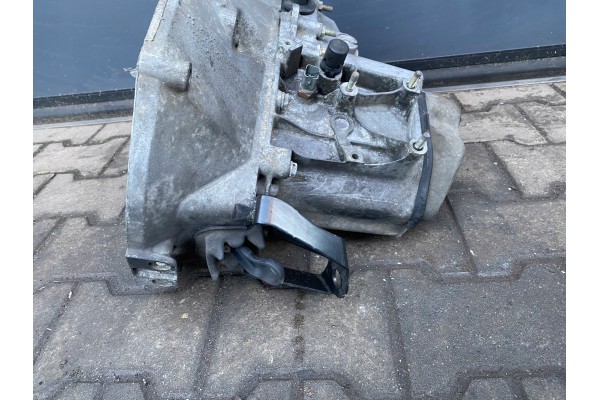 PEUGEOT 206 1 4 HDI 20CP97 GEARBOX Engine type diesel