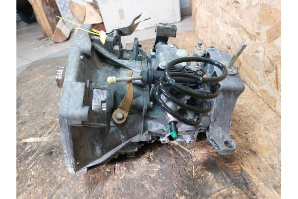 GEARBOX LANCIA MUSA YPSILON GRANDE PUNTO 1 2 1 4 03 11 5 speed Catalog number of the part VAV7571