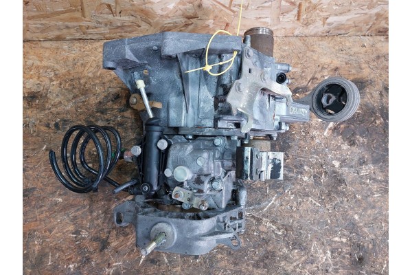 GEARBOX LANCIA MUSA YPSILON GRANDE PUNTO 1 2 1 4 03 11 5 speed Car type passenger cars
