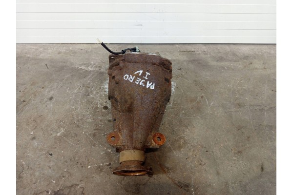 BRIDGE REAR DIFFERENTIAL MITSUBISHI PAJERO 4 IV 3 917 E34K