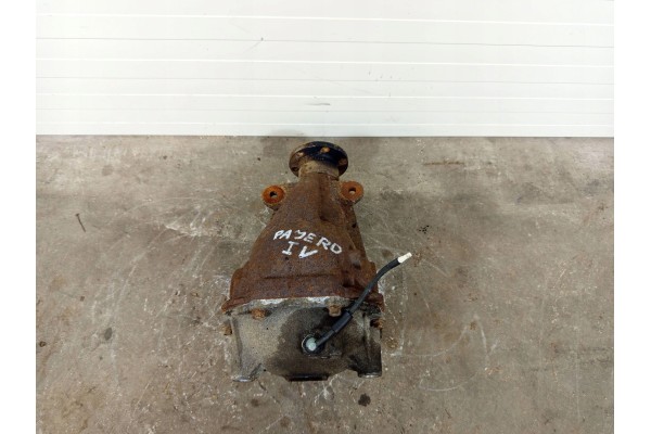 BRIDGE REAR DIFFERENTIAL MITSUBISHI PAJERO 4 IV 3 917 E34K Part manufacturer Mitsubishi OE