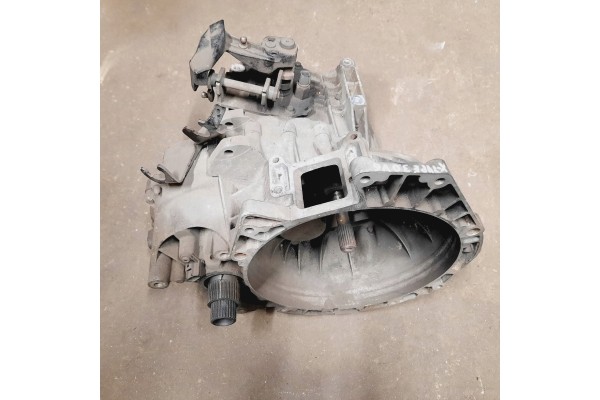 JAGUAR X TYPE 3 0 V6 4x4 GEARBOX 1X4R7002AC Catalog number of the part 1X4R7002AC 4x4 1