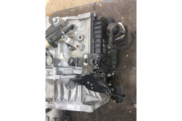 JEEP COMPASS II AUTOMATIC TRANSMISSION 2 0 Car type 4x4 SUV passenger cars