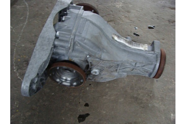 BRIDGE REAR AUDI Q5 8R 3 0 TDI QUATTRO 0AR525083C Part manufacturer Audi OE